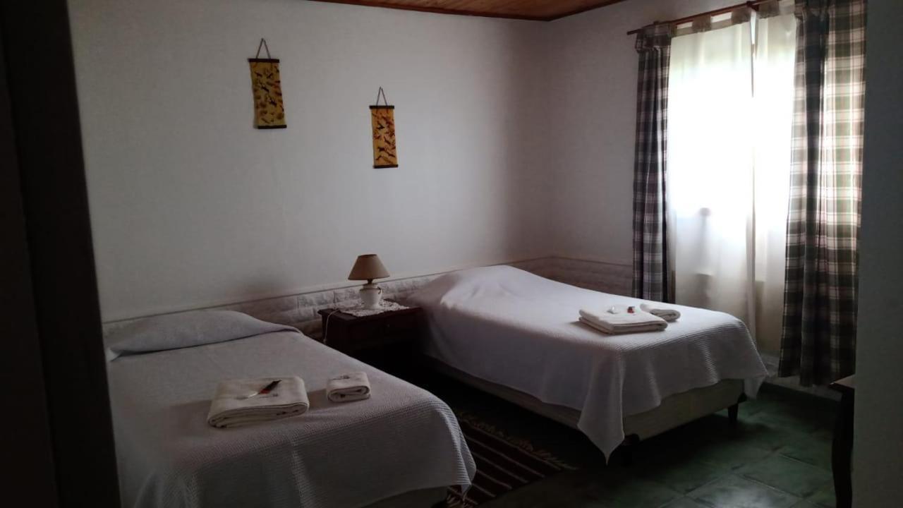 Hosteria Altas Cumbres El Chalten Esterno foto